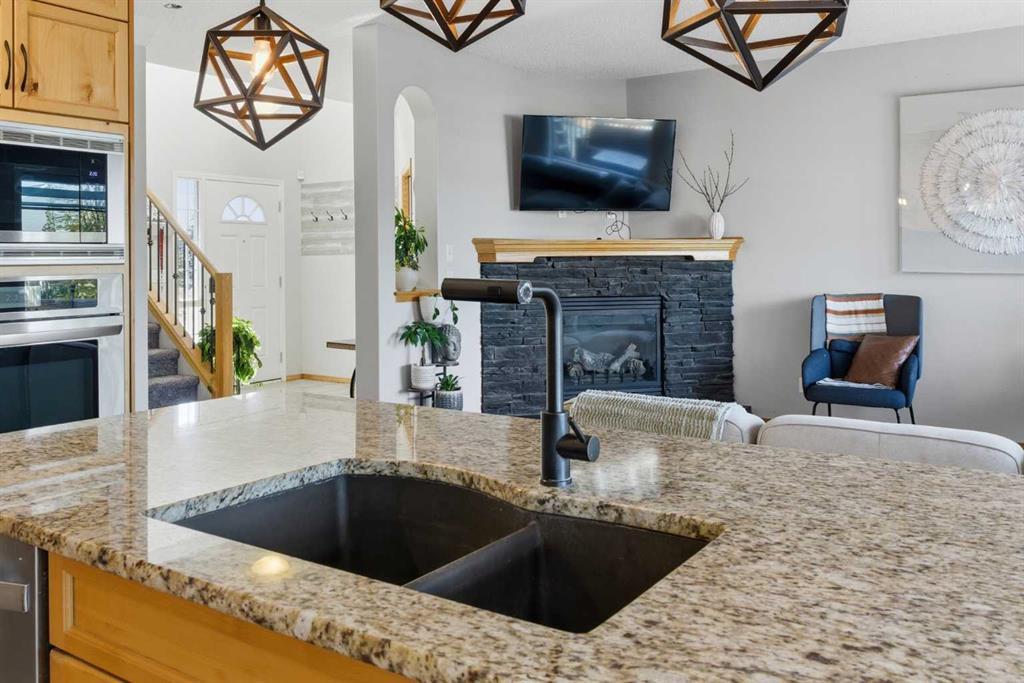 Picture for 314 River Heights Drive  https://www.cirrealty.ca/reb/creb/72/A2266972_11.jpg