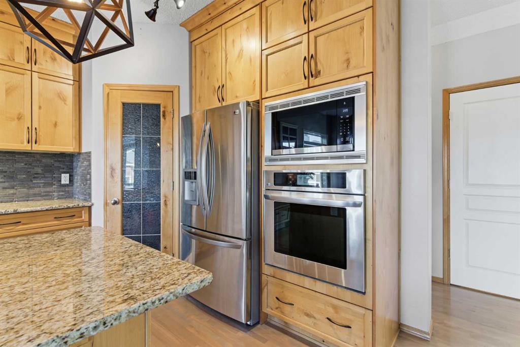 Picture for 314 River Heights Drive  https://www.cirrealty.ca/reb/creb/72/A2266972_12.jpg