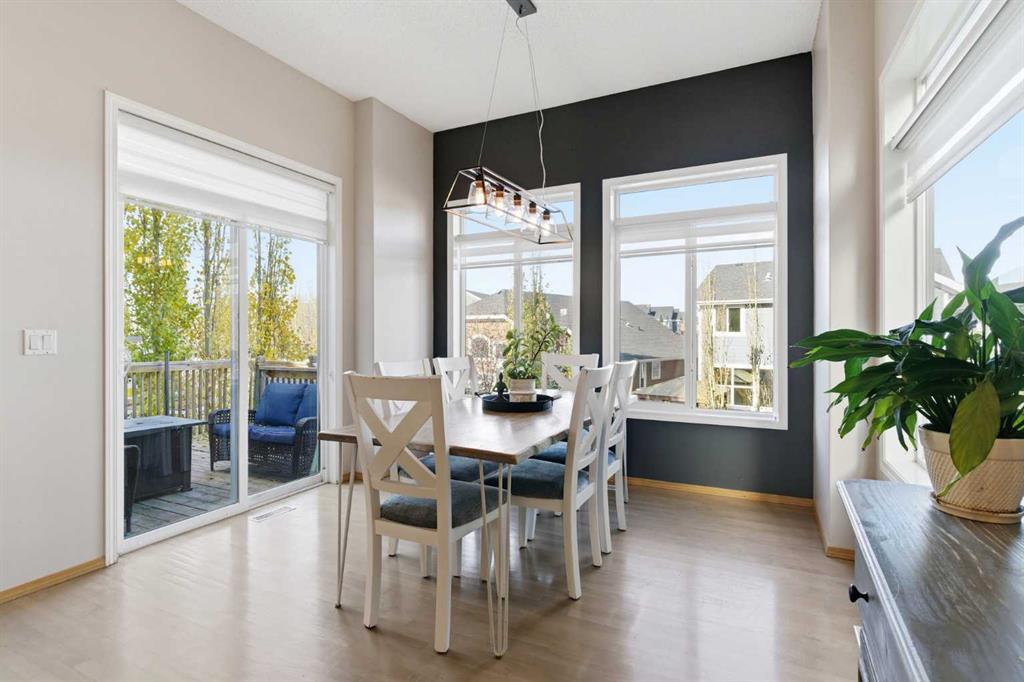 Picture for 314 River Heights Drive  https://www.cirrealty.ca/reb/creb/72/A2266972_14.jpg