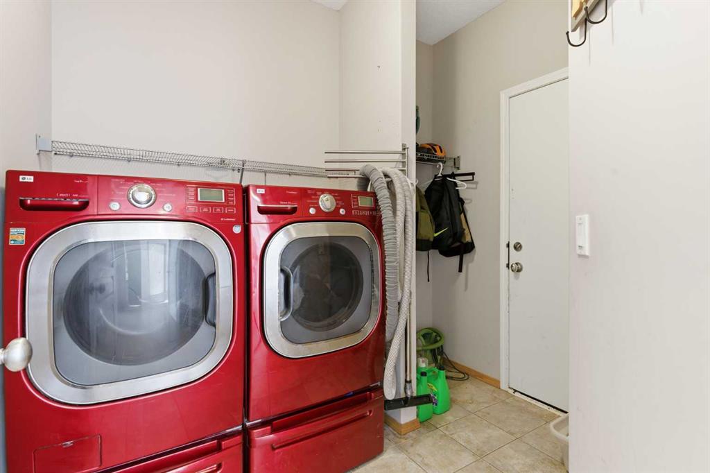 Picture for 314 River Heights Drive  https://www.cirrealty.ca/reb/creb/72/A2266972_17.jpg