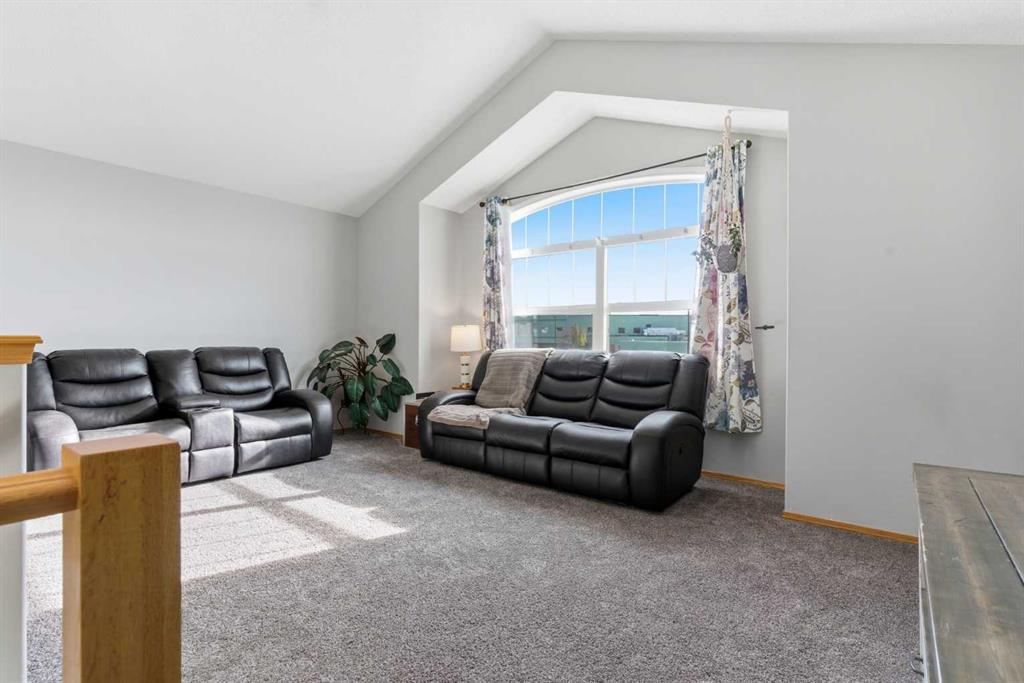 Picture for 314 River Heights Drive  https://www.cirrealty.ca/reb/creb/72/A2266972_19.jpg