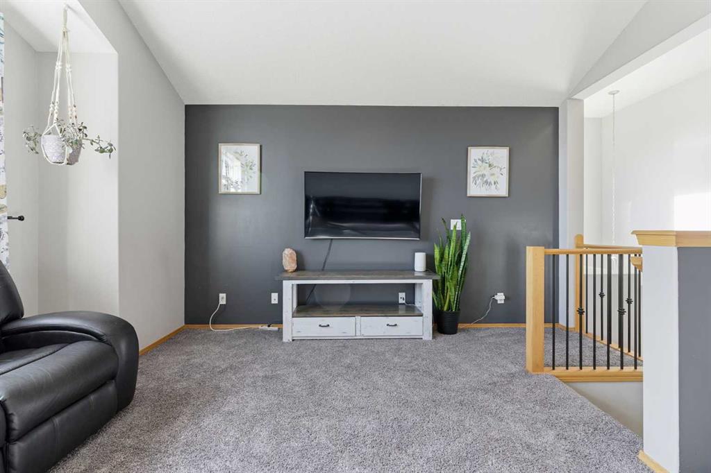 Picture for 314 River Heights Drive  https://www.cirrealty.ca/reb/creb/72/A2266972_21.jpg