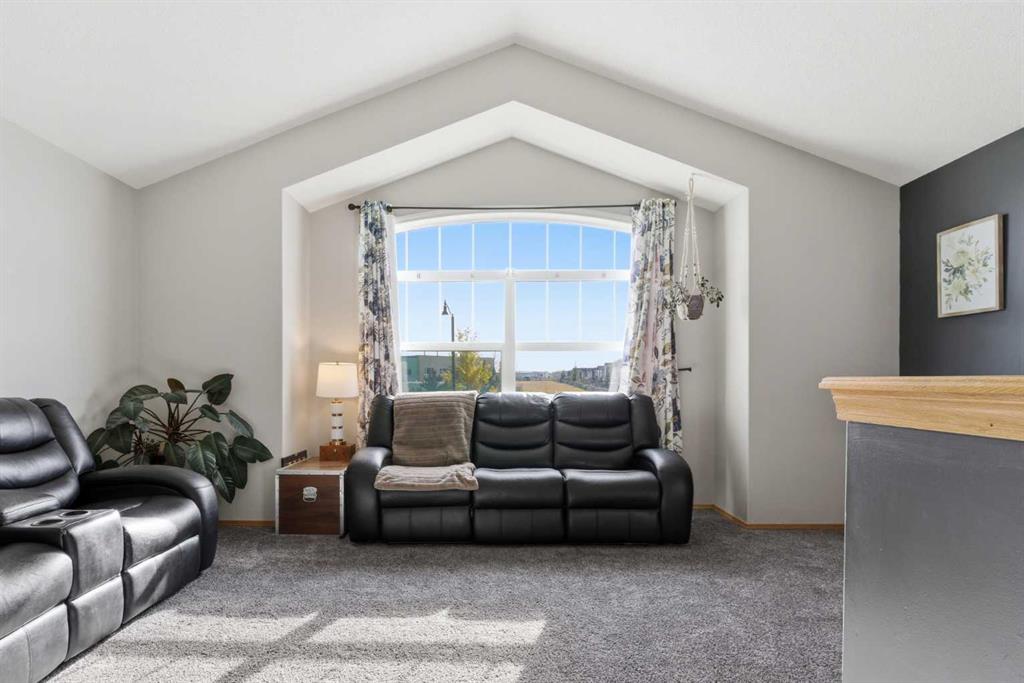 Picture for 314 River Heights Drive  https://www.cirrealty.ca/reb/creb/72/A2266972_22.jpg