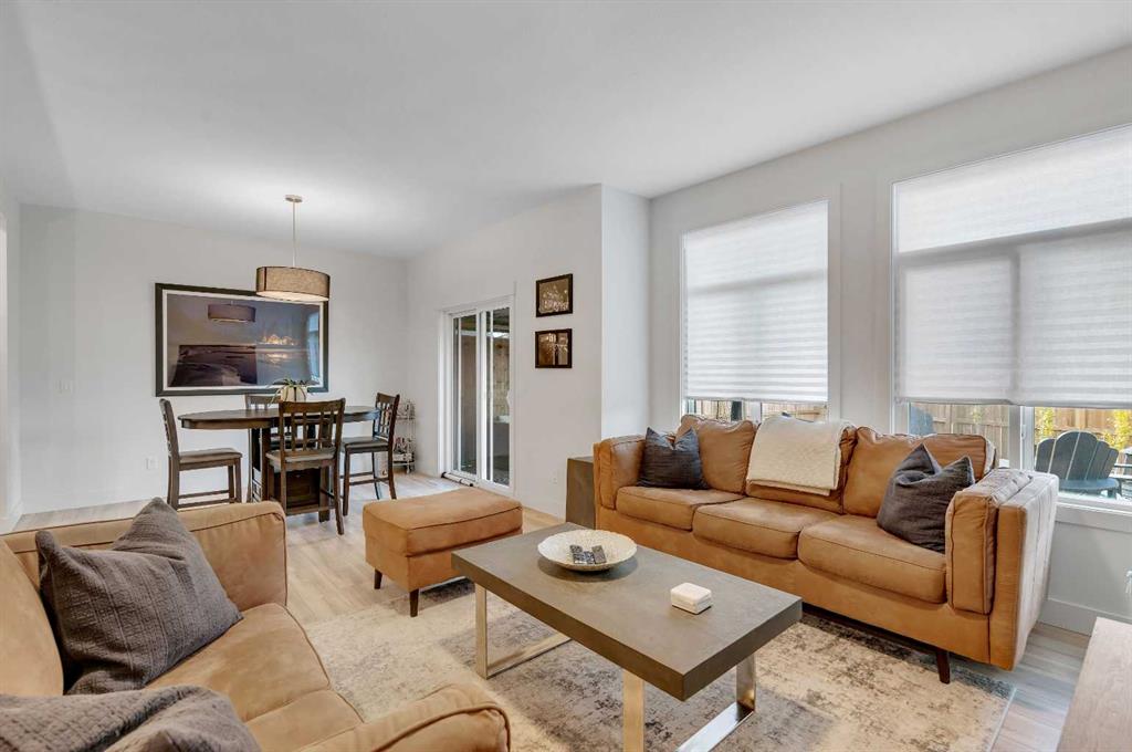 Picture for 941 Cobblemore Common SW https://www.cirrealty.ca/reb/creb/72/A2267472_14.jpg