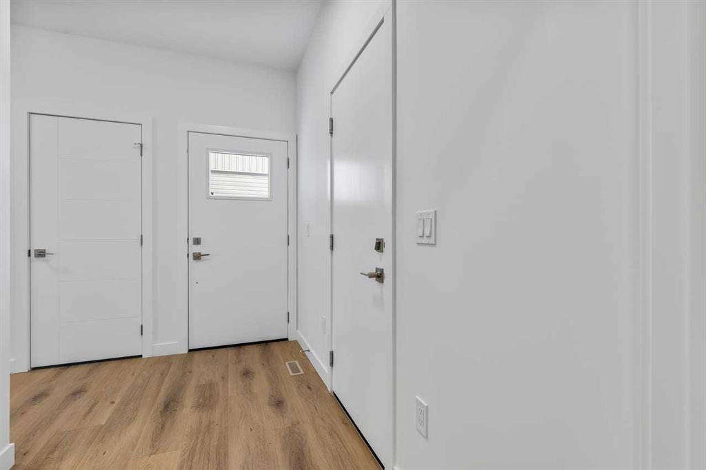 Picture for 90 Heritage Circle 