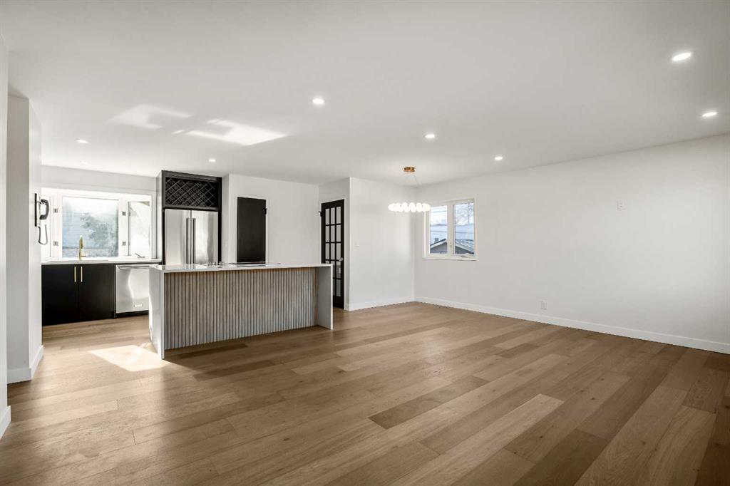 Picture for 4703 40 Avenue SW