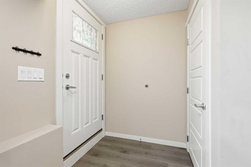 Picture for 1318, 7451 Falconridge Boulevard NE