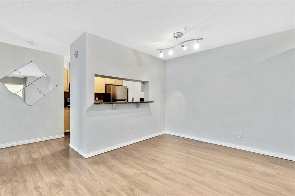 Picture for 118, 2022 Canyon Meadows Drive SE