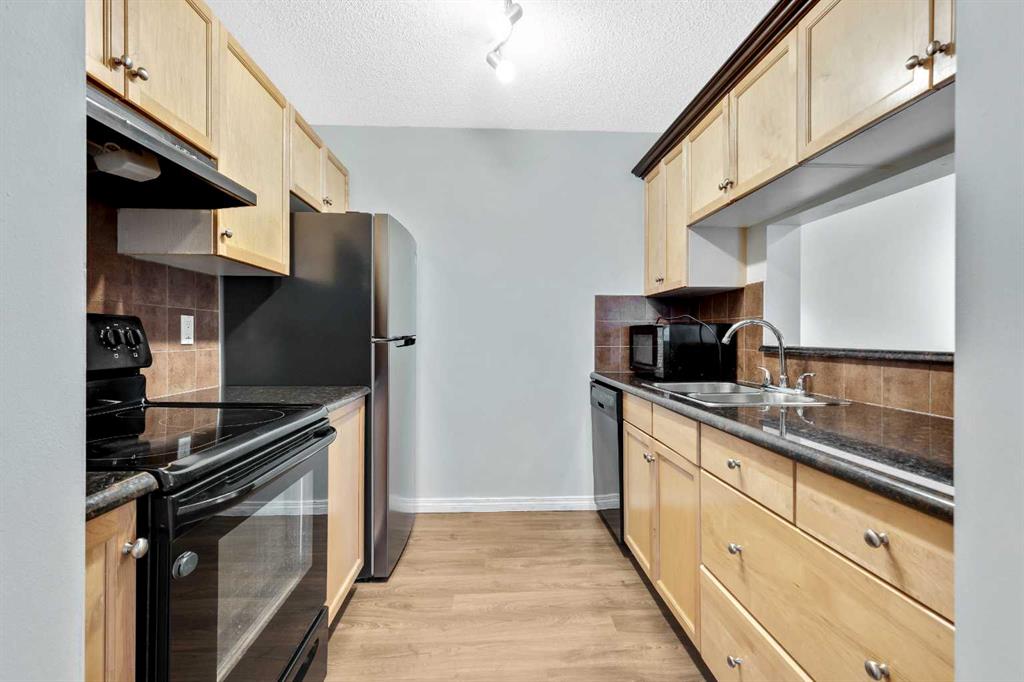 Picture for 118, 2022 Canyon Meadows Drive SE