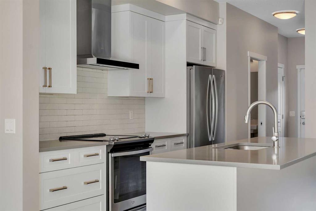 Picture for 87 Masters Square SE