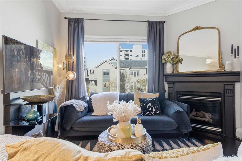 Picture for 404, 881 15 Avenue SW