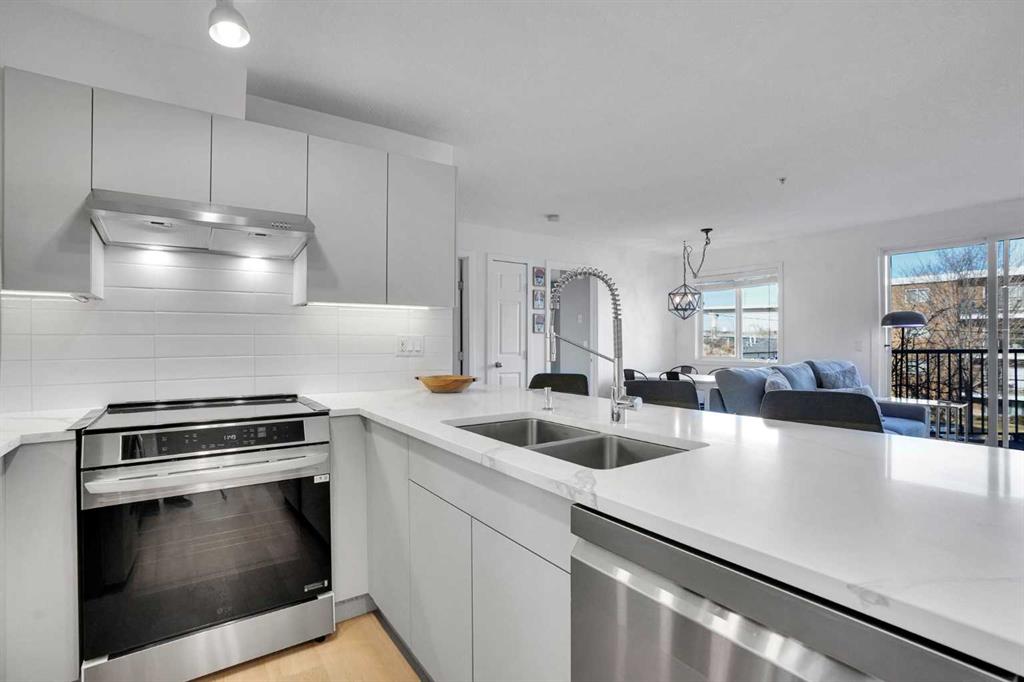 Picture for 203, 1833 11 Avenue SW