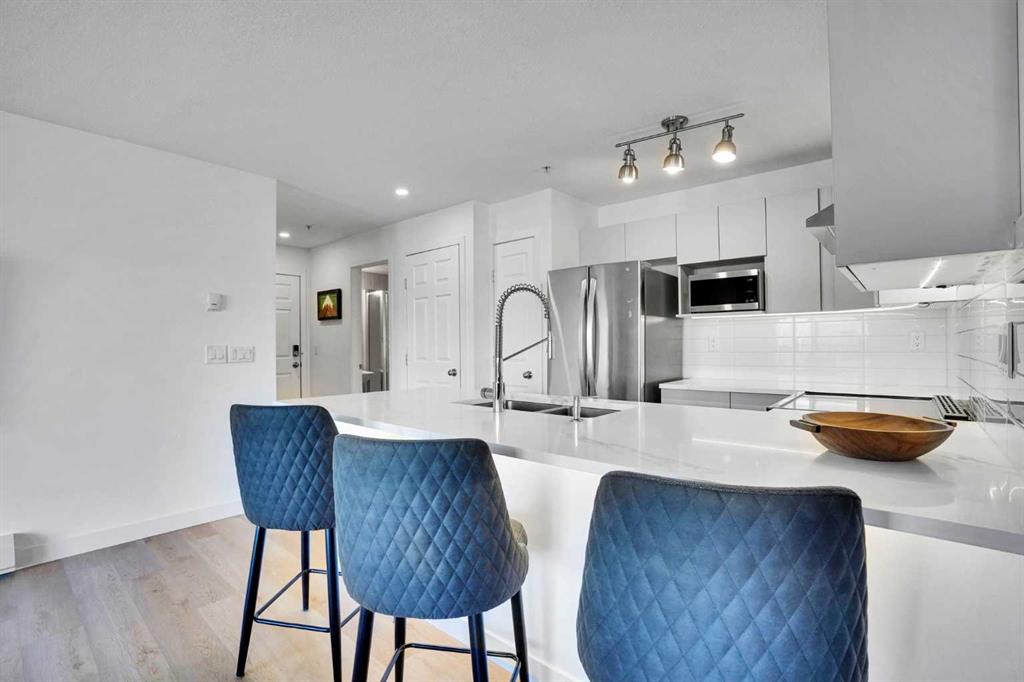 Picture for 203, 1833 11 Avenue SW