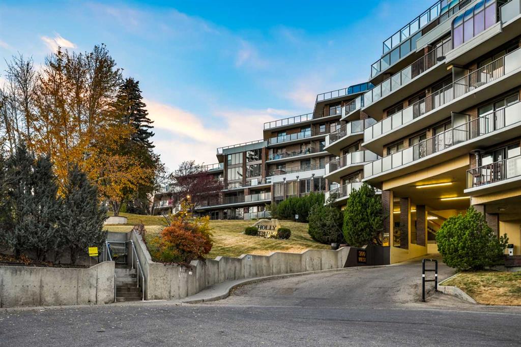 Picture for 1001, 300 Meredith Road NE