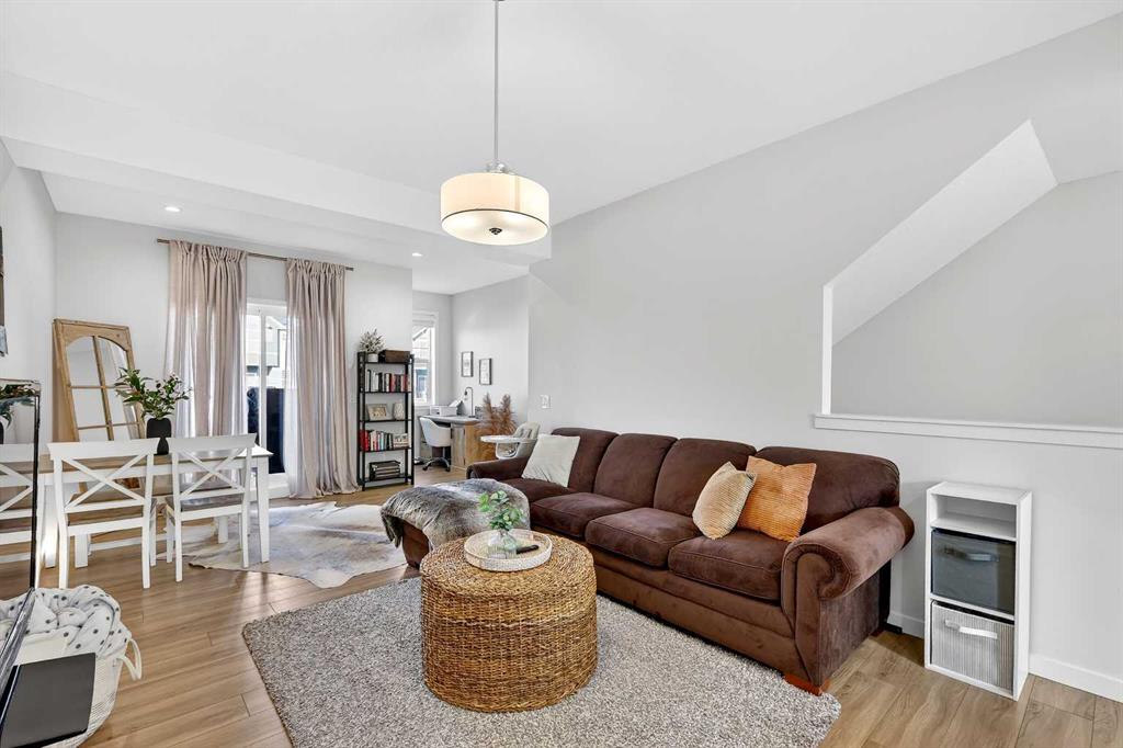 Picture for 503, 115 Sagewood Drive SW