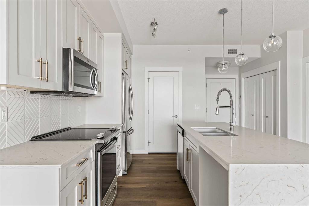 Picture for 407, 300 Auburn Meadows Common SE