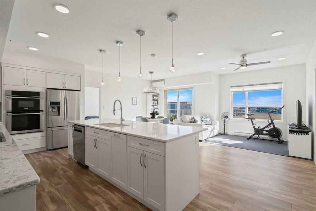 Picture for 332, 20 Seton Park SE