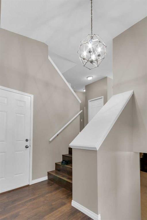 Picture for 24 Evansbrooke Point NW