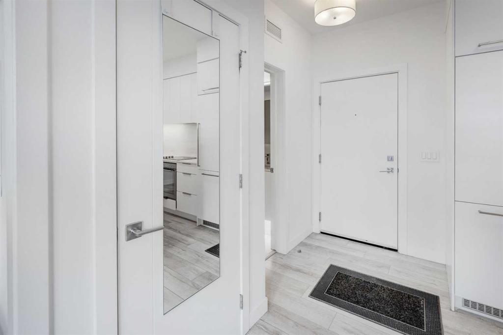 Picture for 205, 3125 39 Street NW