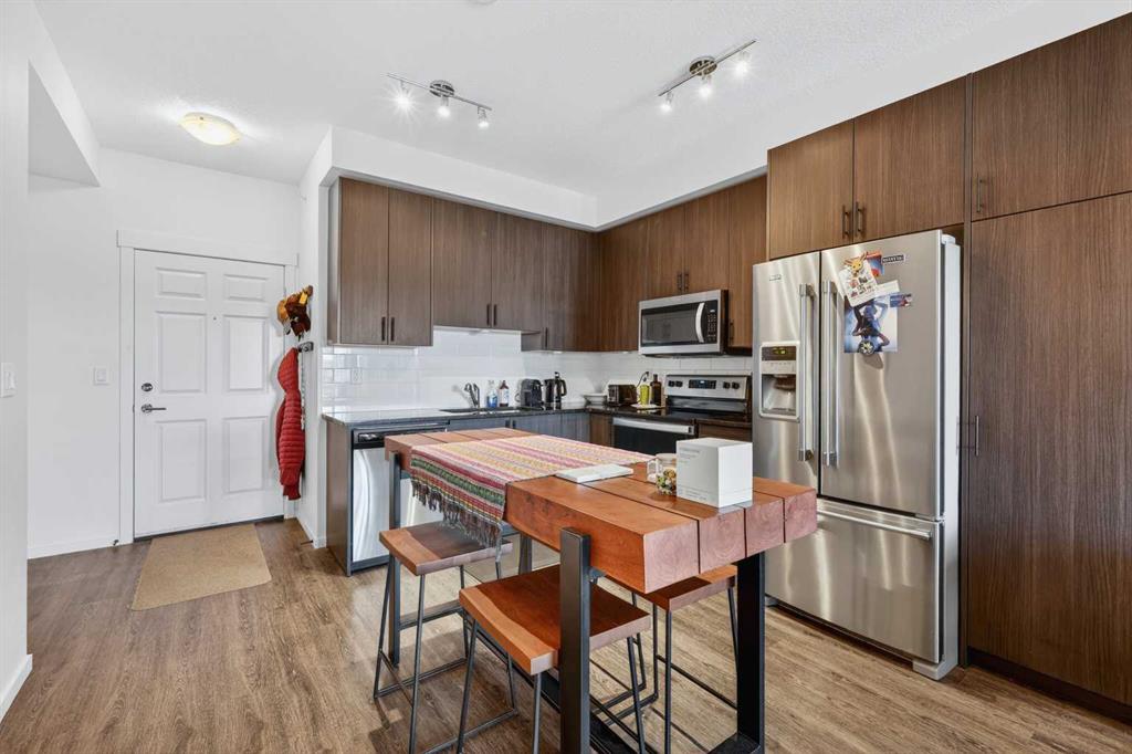 Picture for 6406, 151 Legacy Main Street SE