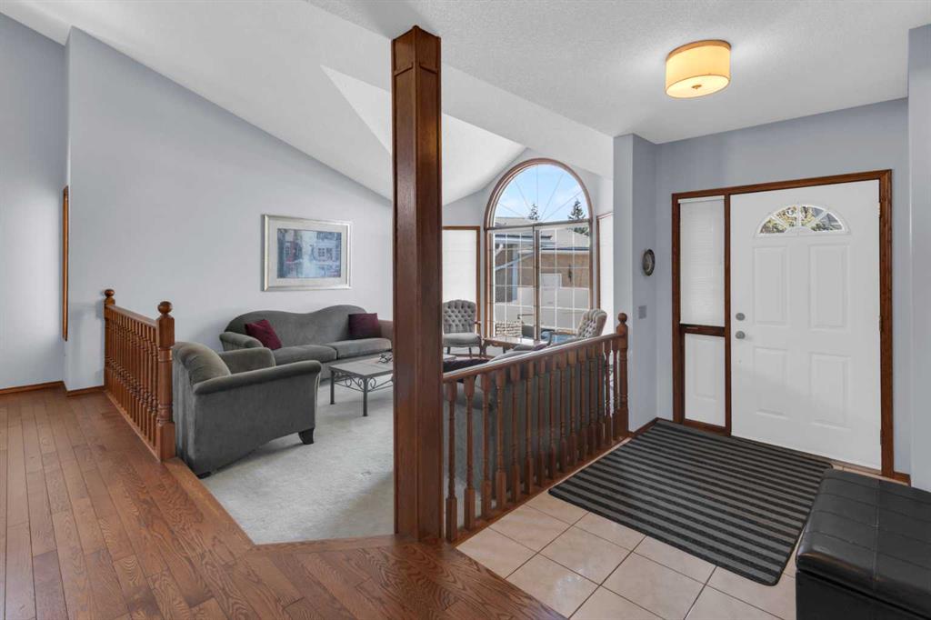 Picture for 220 Woodbrook Mews SW