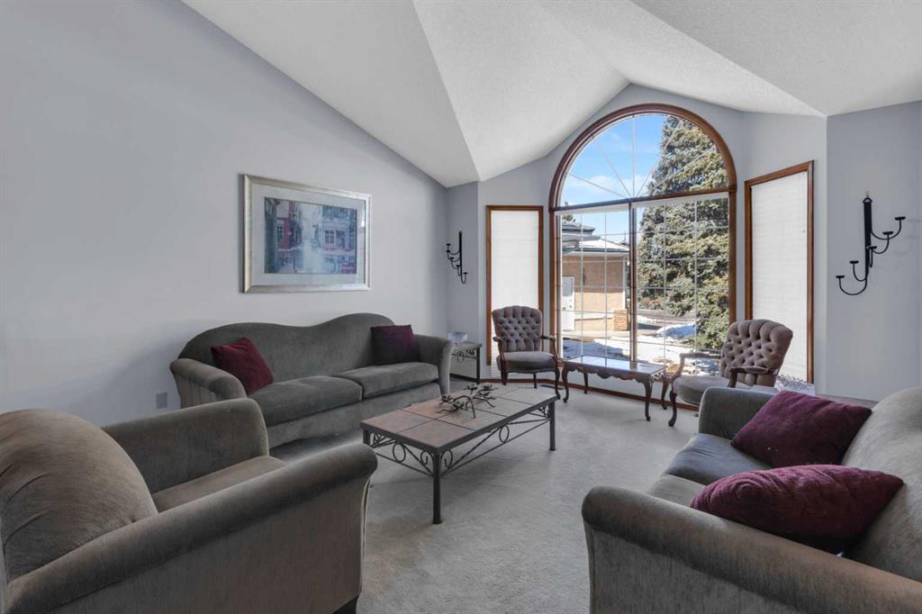 Picture for 220 Woodbrook Mews SW