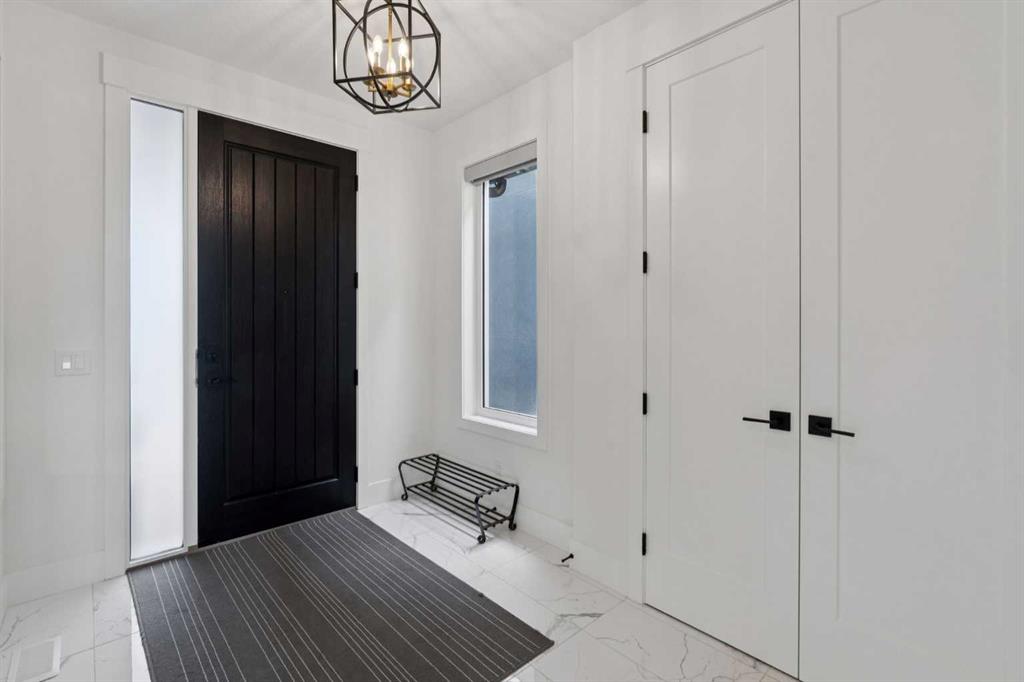 Picture for 143 Aspen Summit Boulevard SW