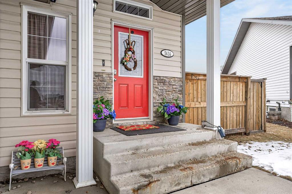 Picture for 5414 59 Street 