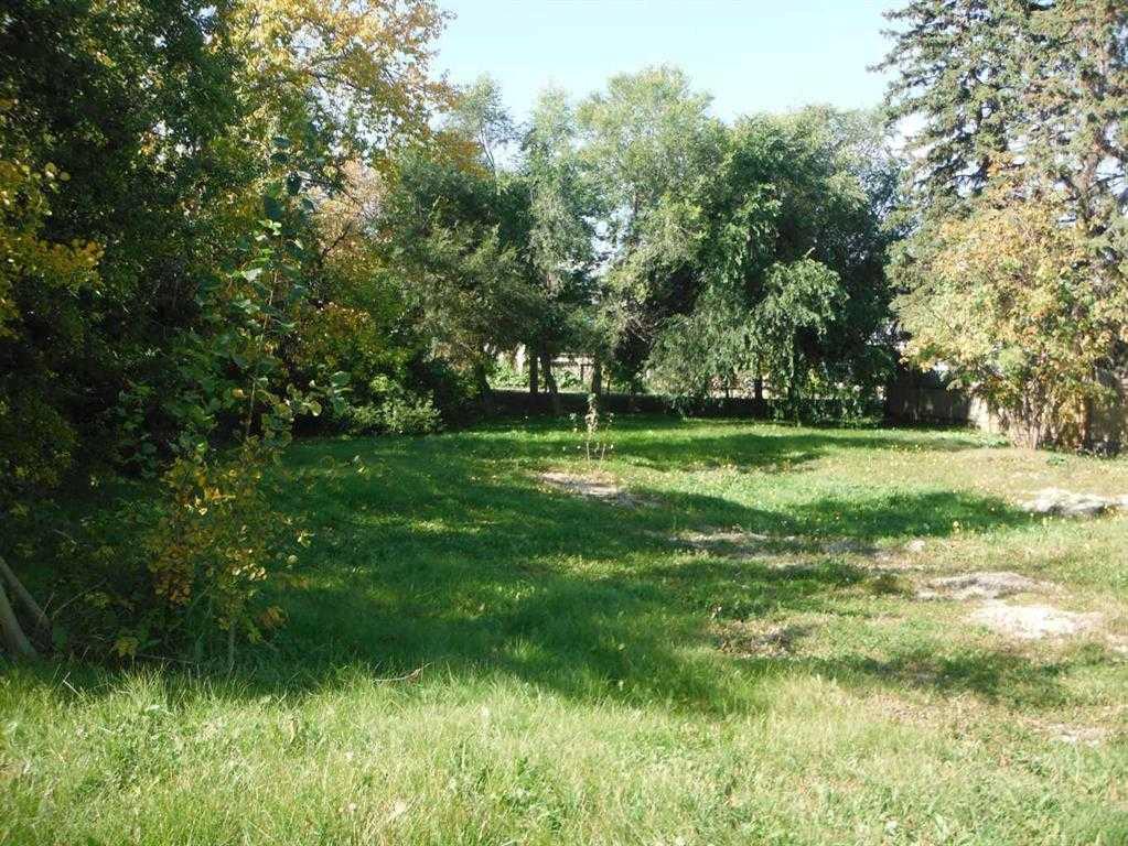 Picture for 4807, 47 AVE Avenue 