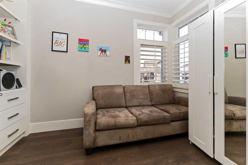 Picture for 129 Kinniburgh Gardens 