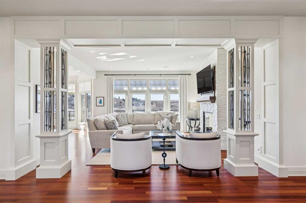 Picture for 43 Red Willow Crescent W