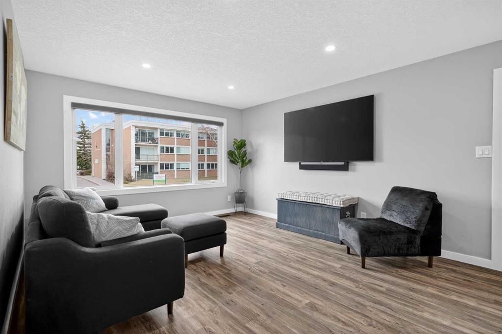 Picture for 252 Allan Crescent SE