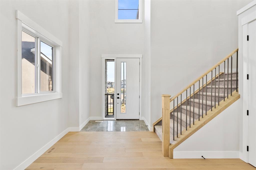 Picture for 215 Kinniburgh Place 