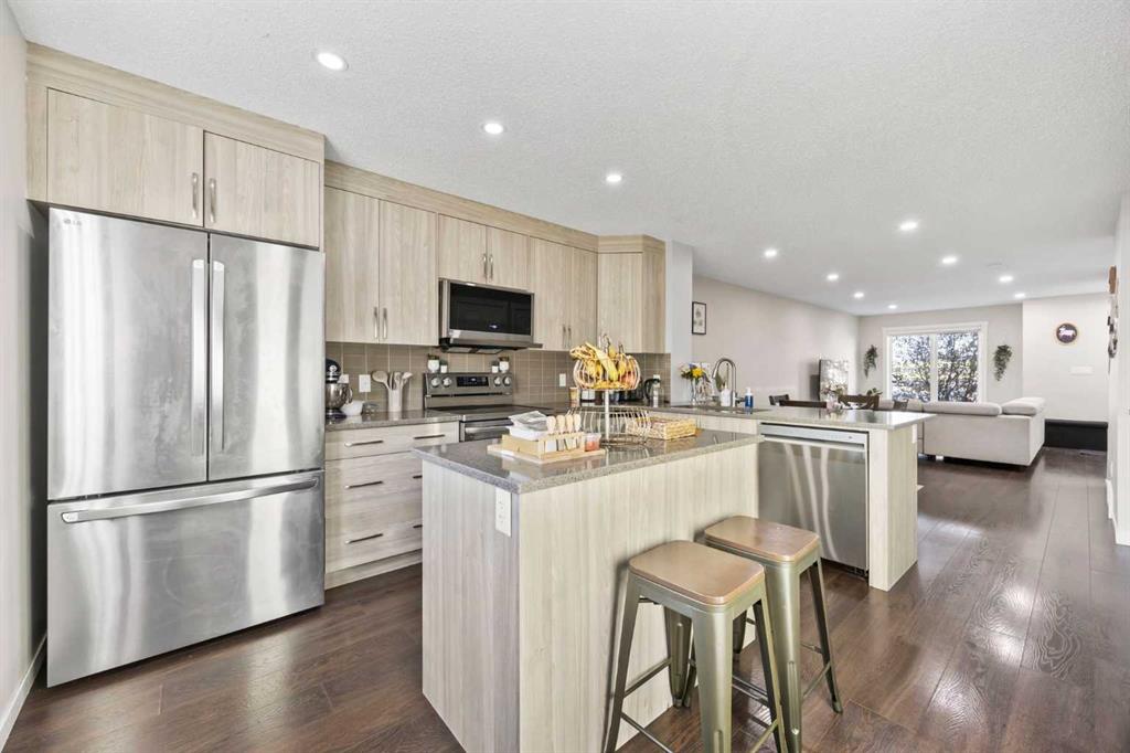 Picture for 1616, 7451 Falconridge Boulevard NE