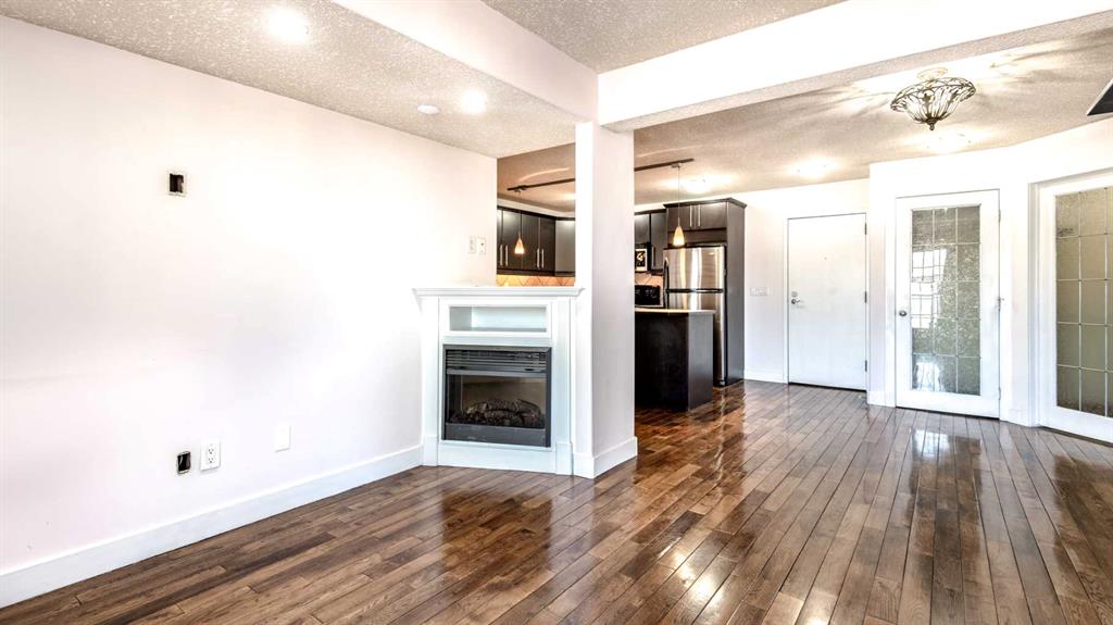 Picture for 402, 717 4A Street NE