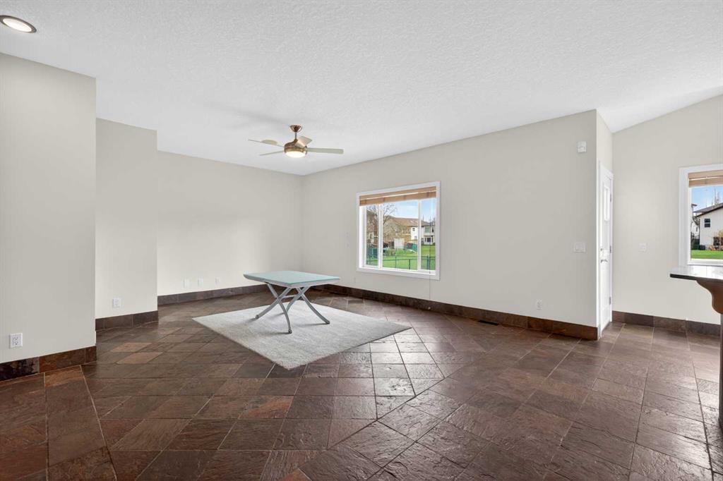 Picture for 172 COVE Drive 