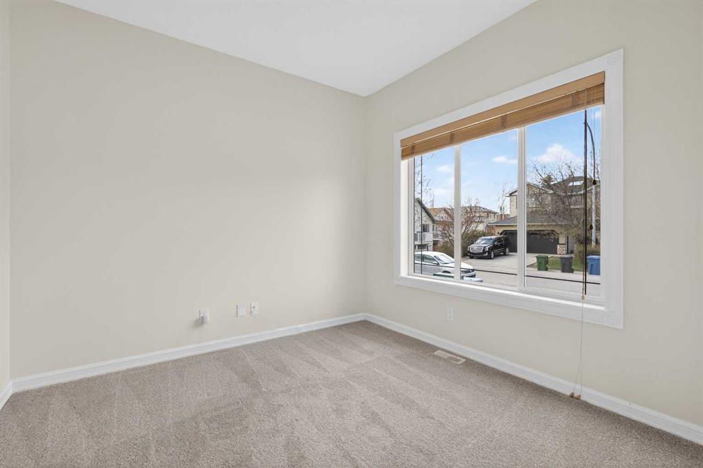 Picture for 172 COVE Drive 