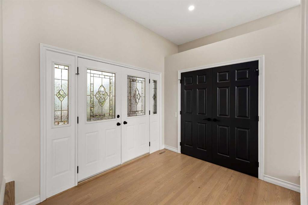 Picture for 21 Douglas Woods Manor SE