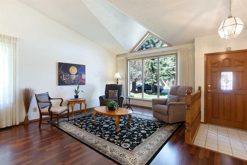 Picture for 26 Sunhaven Link SE