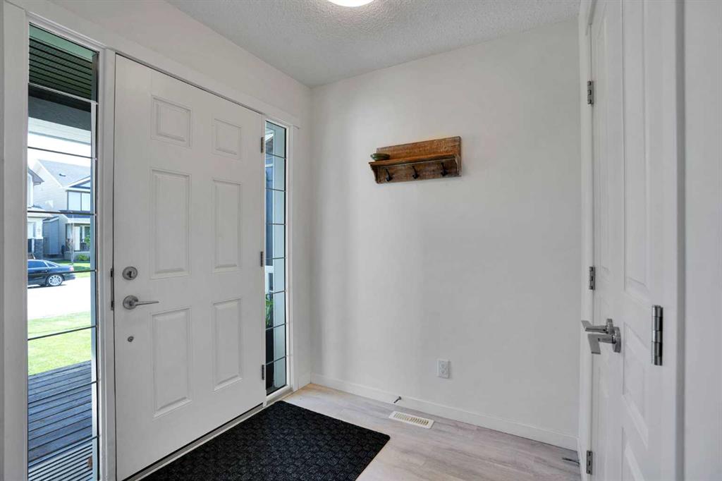 Picture for 209 Copperpond Parade SE