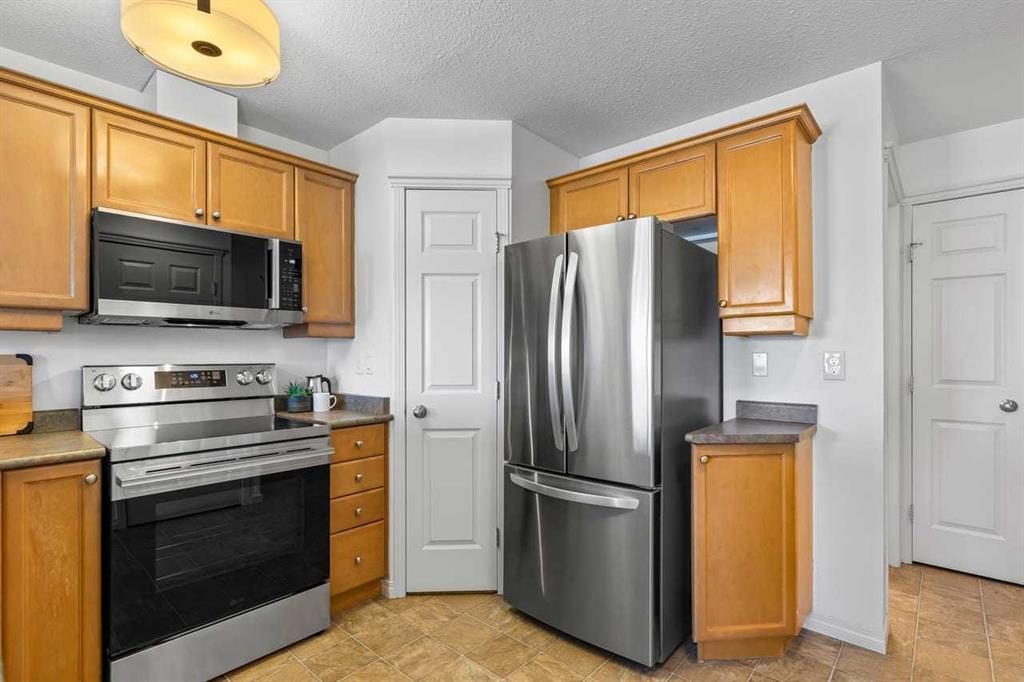 Picture for 301, 1110 17 Street SW