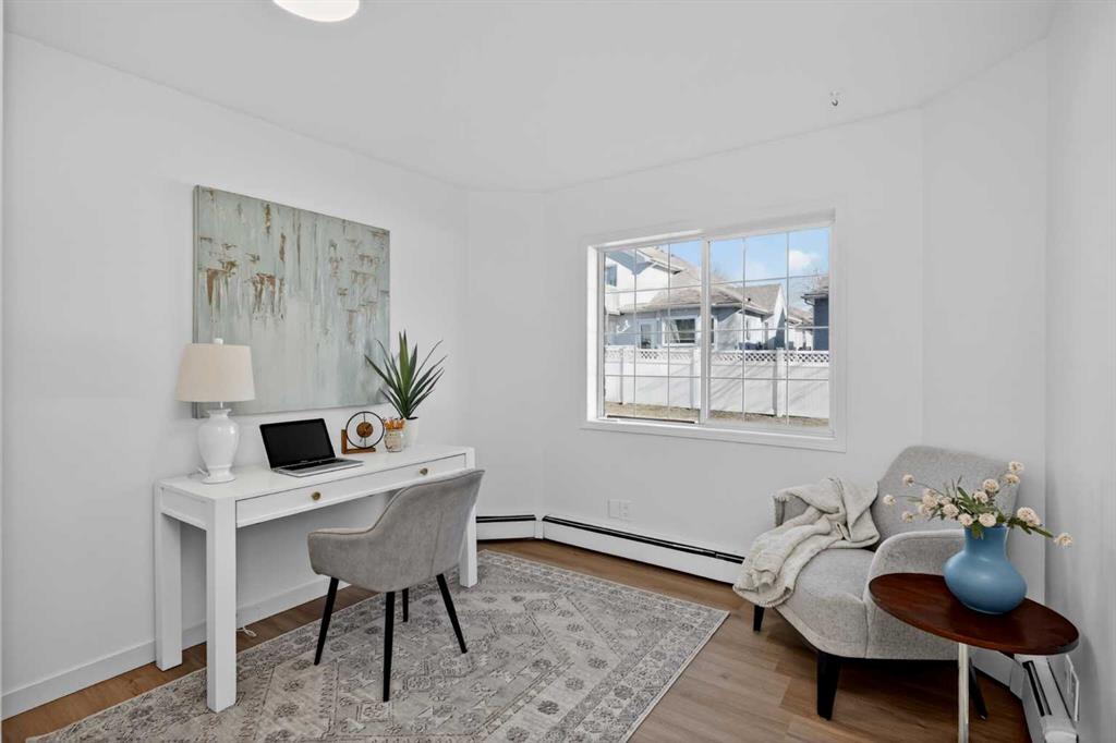 Picture for 111, 1415 17 Street SE