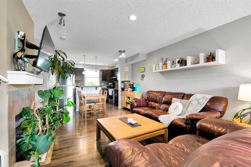 Picture for 169 Country Village Manor NE