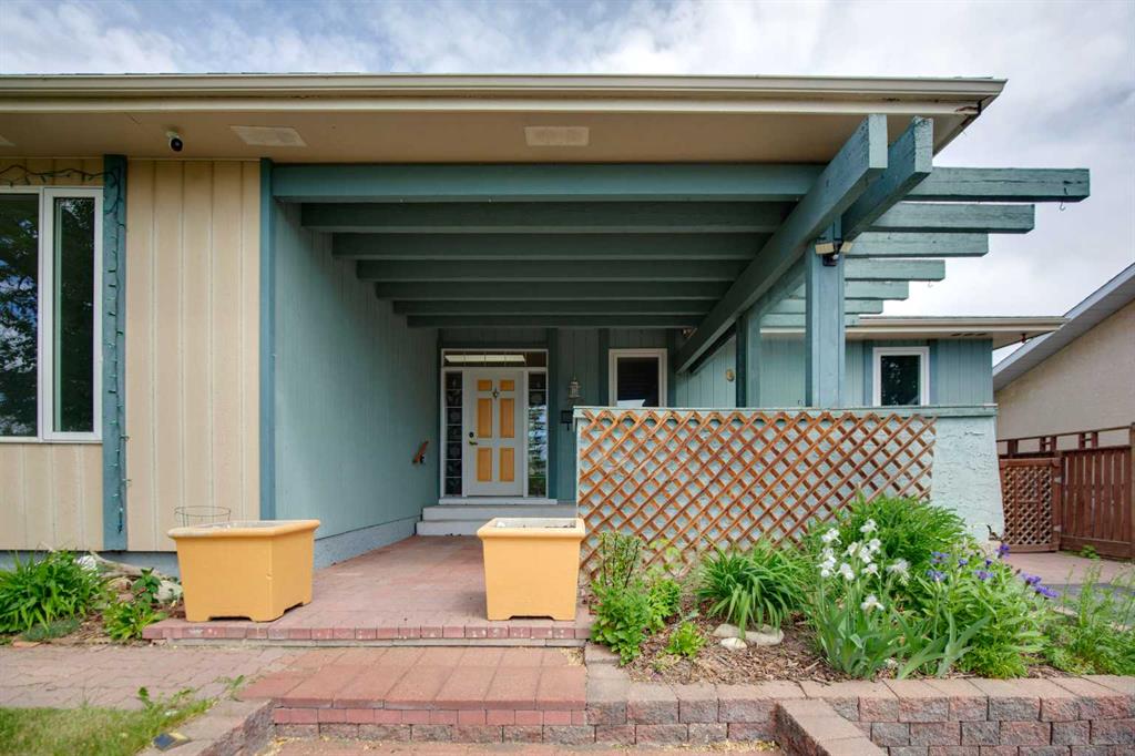 Picture for 328 Norseman Road NW