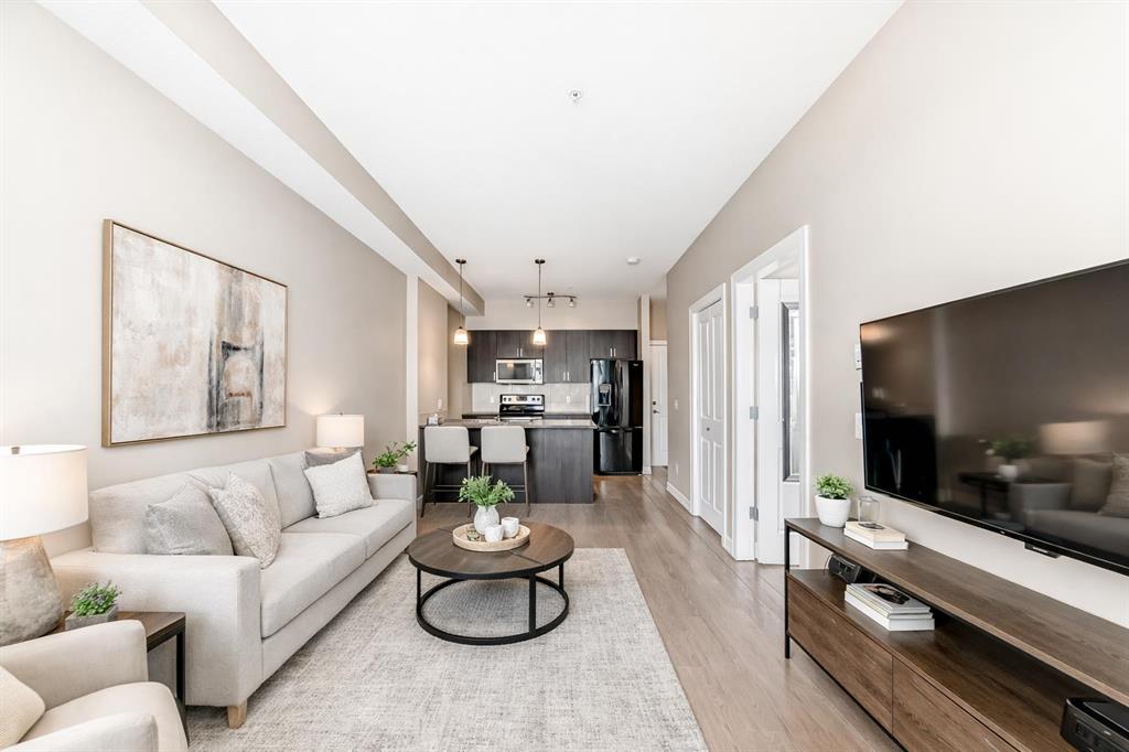 Picture for 311, 117 Copperpond Common SE
