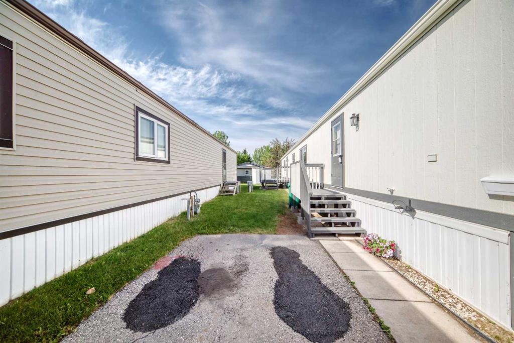 Picture for 320, 1101 84 Street NE