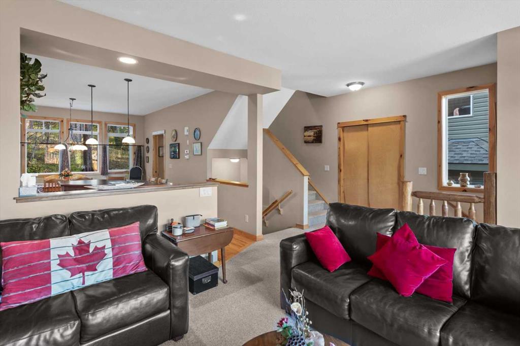 Picture for 1073 Wilson Way  https://www.cirrealty.ca/reb/creb/73/A2265573_10.jpg