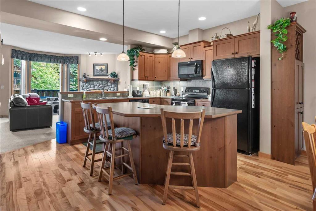 Picture for 1073 Wilson Way  https://www.cirrealty.ca/reb/creb/73/A2265573_19.jpg