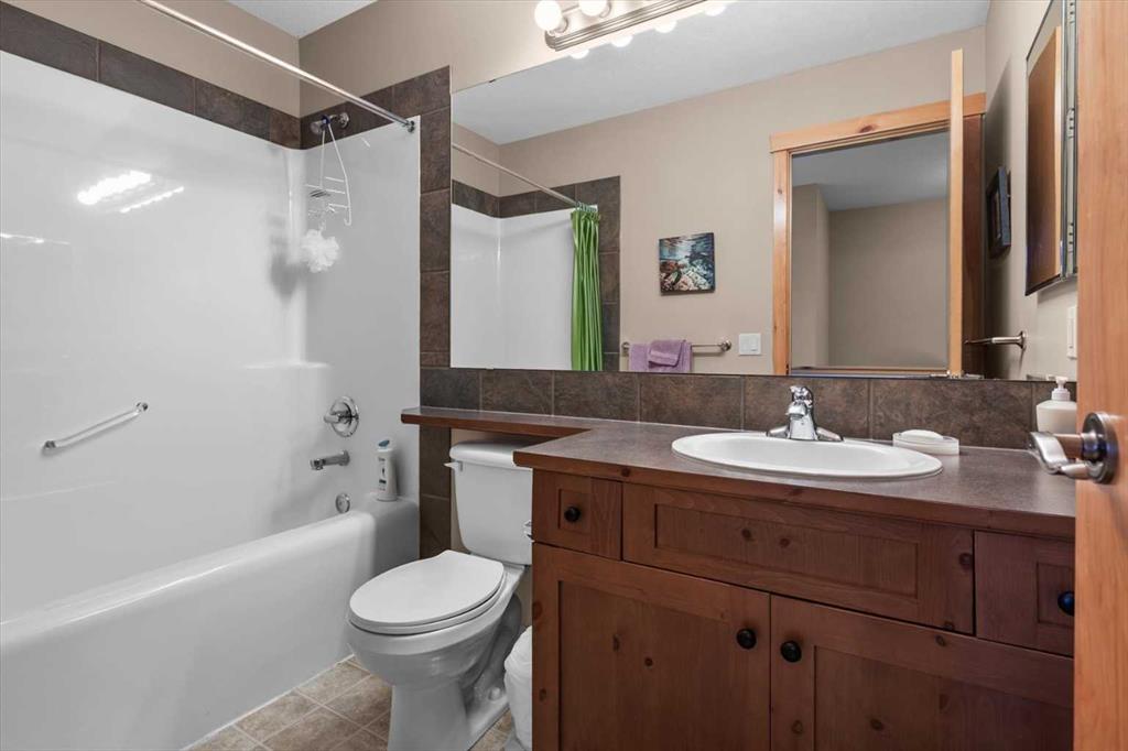 Picture for 1073 Wilson Way  https://www.cirrealty.ca/reb/creb/73/A2265573_36.jpg