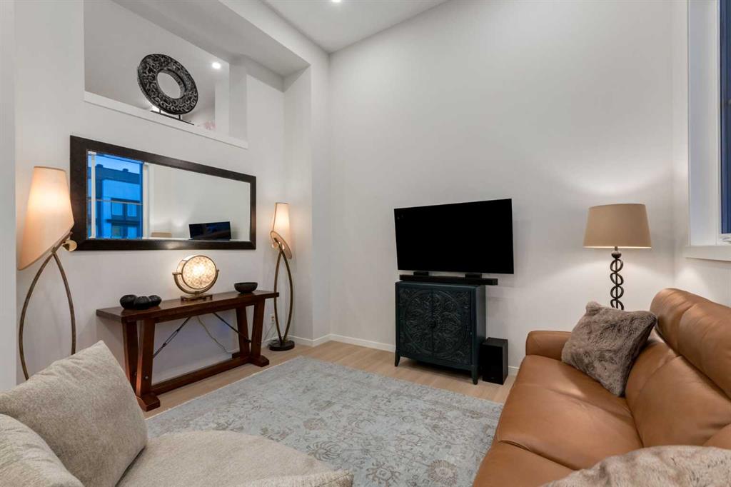 Picture for 605, 474 SETON Circle SE